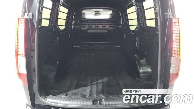 Hyundai Staria Modern, 2024 20