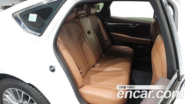 Genesis G80 (RG3) бензин 2.5 турбо AWD, 2023 12