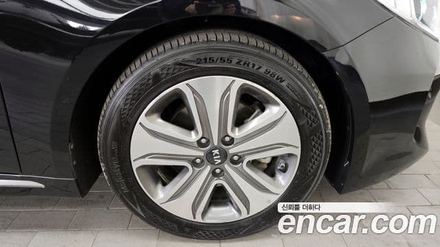 Kia K5 гибрид 2세대 Noblesse, 2016 все фото