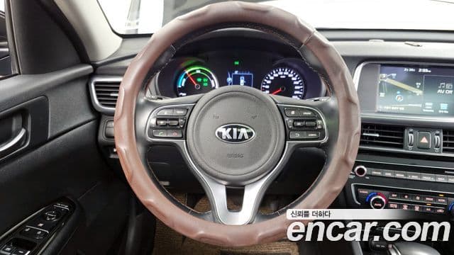 Kia K5 гибрид 2세대 Noblesse, 2016 13