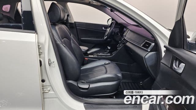 Kia K5 2세대 Prestige, 2016 11