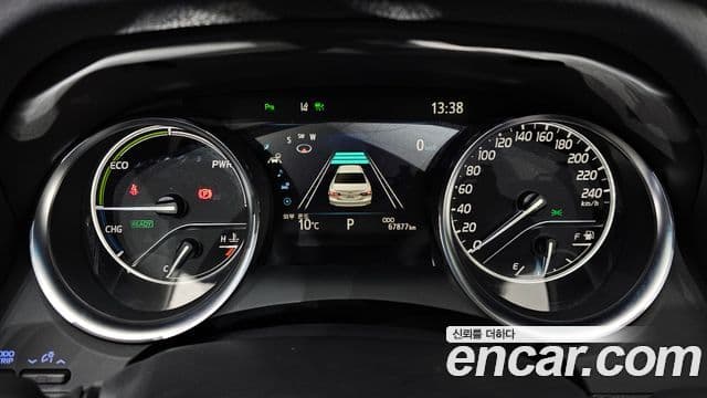 Toyota 캠리 (XV70) 2.5 XLE гибрид, 2020 8