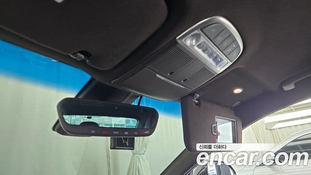 Genesis G90 Luxury, 2019 18