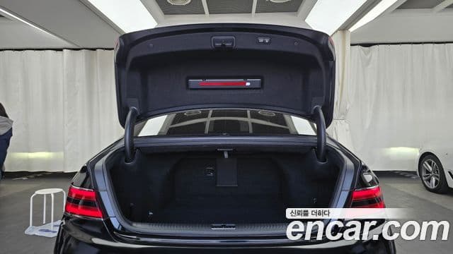 Genesis G90 Luxury, 2019 20