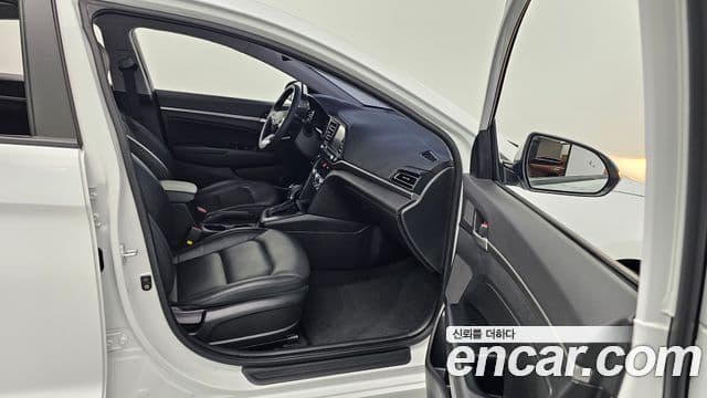 Hyundai The / новый New Avante AD Style, 2019 10