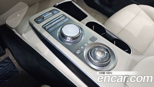 Genesis GV70, 2021 9