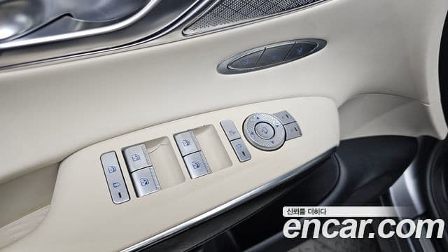 Genesis GV70, 2021 13