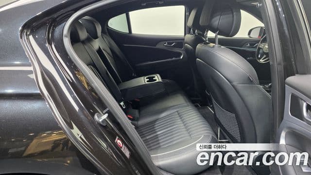 Genesis G70 Sport пакет, 2019 12