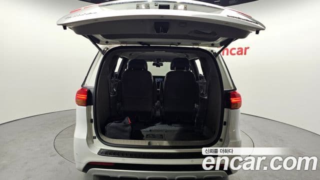 Kia All New Carnival VIP, 2017 20