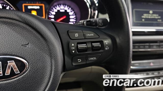 Kia All New Carnival President, 2016 20