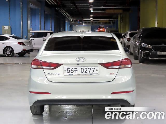 Hyundai Avante AD 1.6 GDI Smart, 2017 4