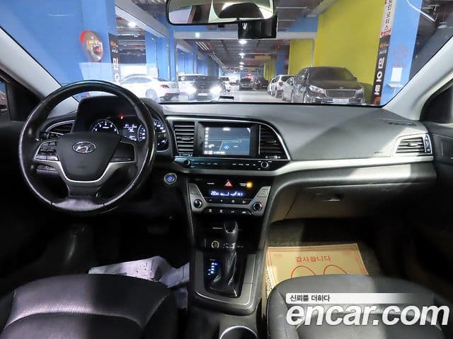 Hyundai Avante AD 1.6 GDI Smart, 2017 12