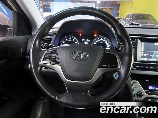 Hyundai Avante AD 1.6 GDI Smart, 2017 17