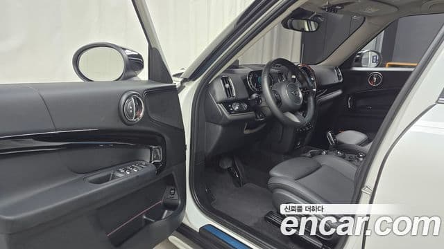 Mini Cooper Countryman 2세대, 2024 10