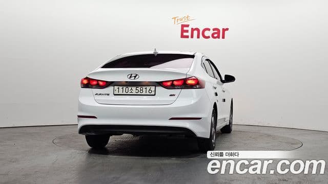 Hyundai Avante AD Style, 2017 4