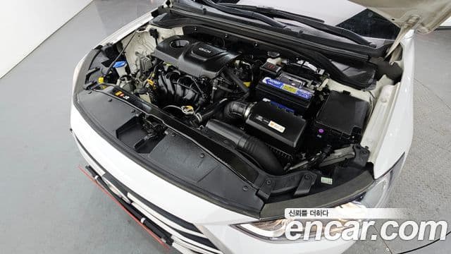 Hyundai Avante AD Style, 2017 6