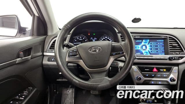 Hyundai Avante AD Style, 2017 13