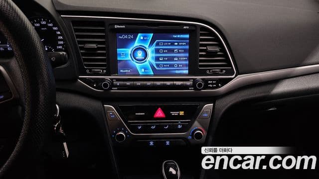 Hyundai Avante AD Style, 2017 14