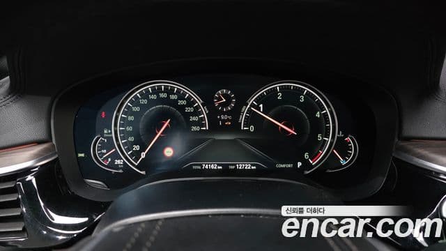 BMW 5시리즈 (G30) 520d M Sport Plus, 2017 8