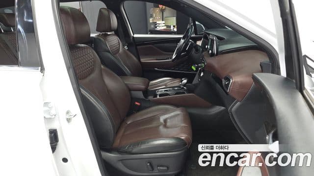 Hyundai Santa Fe TM Inspiration, 2019 11