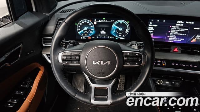 Kia Sportage 5세대 гибрид Signature 2WD, 2023 13