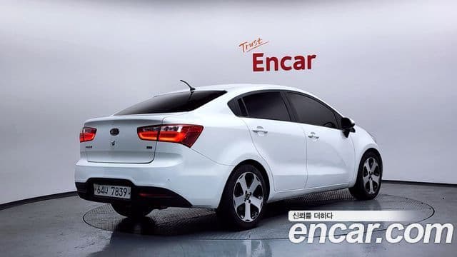 Kia All New Pride Prestige, 2012 2