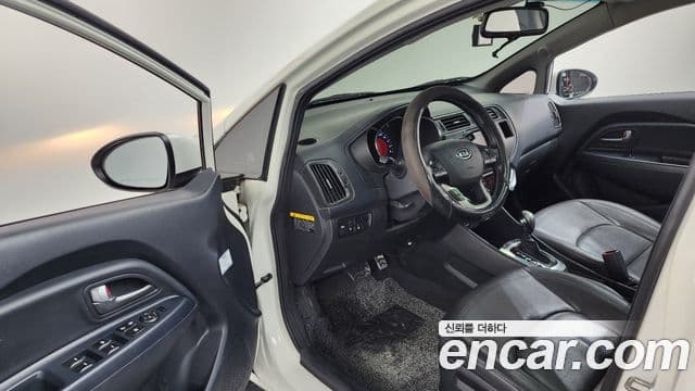 Kia All New Pride Prestige, 2012 10