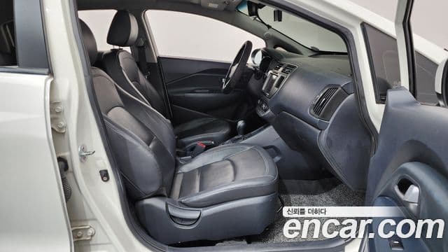 Kia All New Pride Prestige, 2012 11