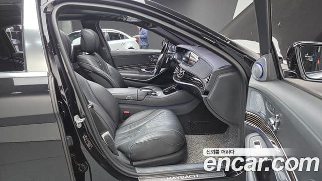Mercedes-Benz S-класс W222 Maybach S600, 2017 10