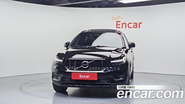 Volvo XC40 T4 R-Design, 2020 3