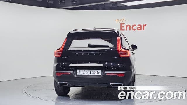 Volvo XC40 T4 R-Design, 2020 4