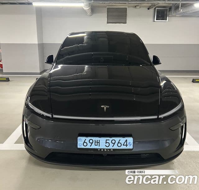 Tesla модель Y Long Range AWD, 2025 3