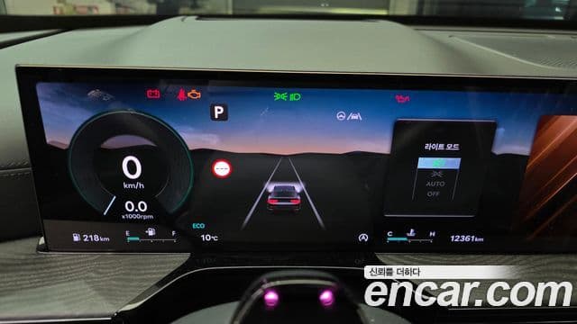 Genesis GV80 купе чёрный, 2025 8