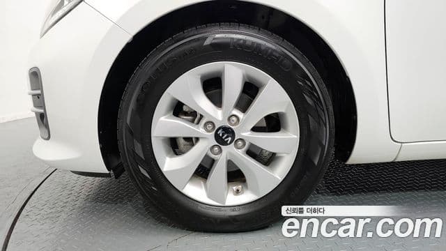 Kia The / новый New Pride Trendy, 2017 все фото