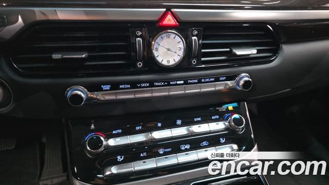 Genesis EQ900 Luxury, 2016 16