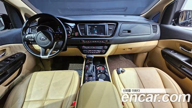 Kia The / новый New Carnival VIP, 2019 7