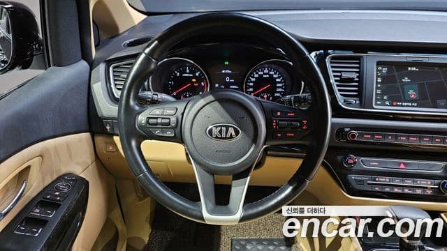 Kia The / новый New Carnival VIP, 2019 13