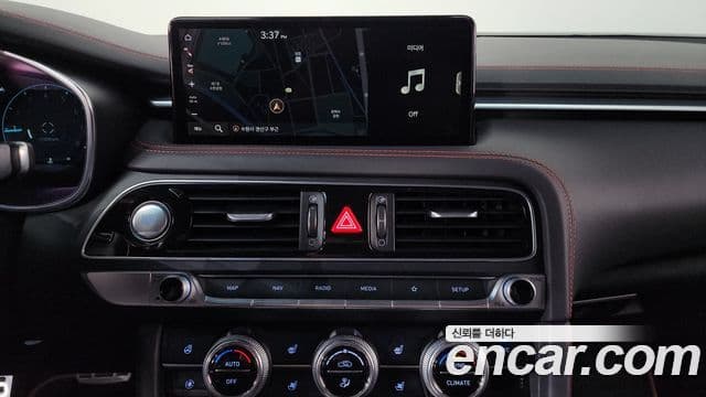 Genesis The / новый New G70, 2021 14