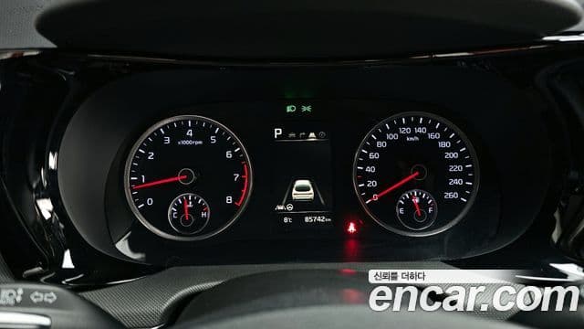 Kia K5 3세대 Trendy, 2022 8