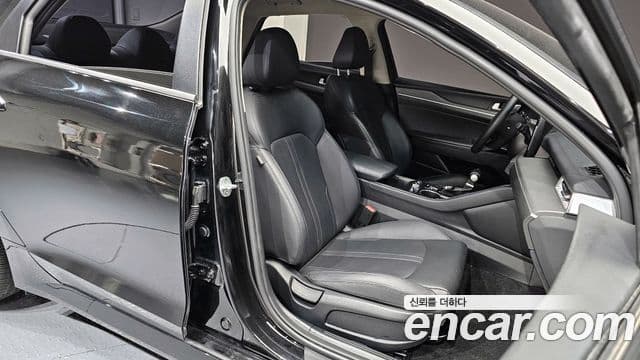 Kia K5 3세대 Trendy, 2022 12