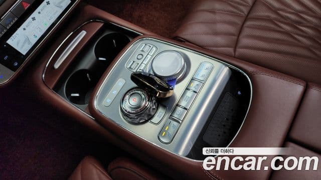 Genesis G90 (RS4) бензин 3.5 турбо AWD, 2022 9