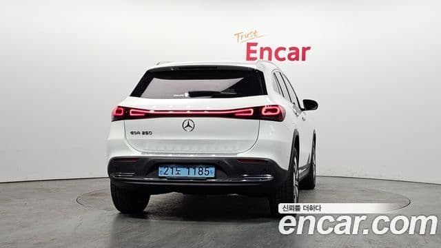 Mercedes-Benz EQA H243, 2021 4