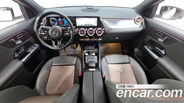 Mercedes-Benz EQA H243, 2021 7