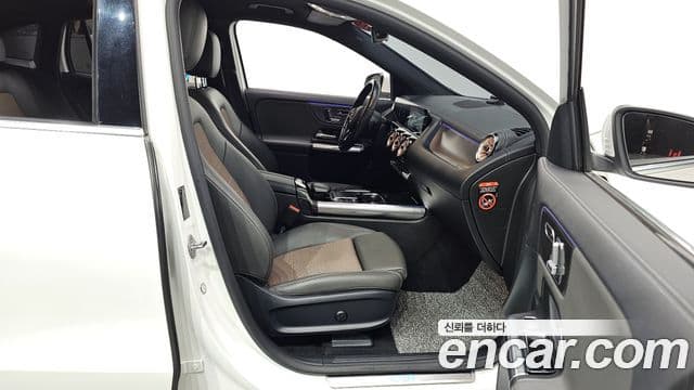 Mercedes-Benz EQA H243, 2021 11