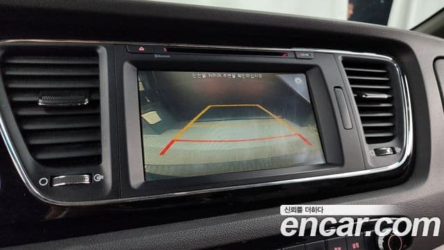 Kia All New Carnival VIP, 2016 15