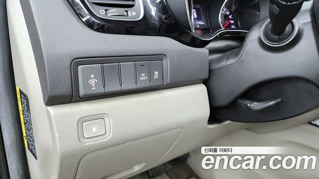 Kia All New Carnival VIP, 2016 16
