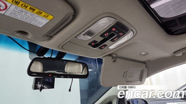 Kia All New Carnival VIP, 2016 17