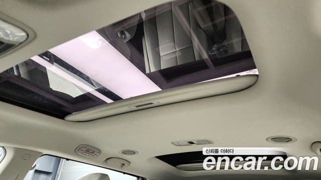 Kia All New Carnival VIP, 2016 18