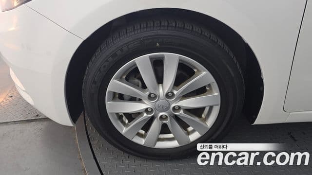 Kia K3 Trendy, 2013 все фото