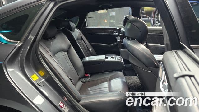 Genesis G80 Sport, 2017 12